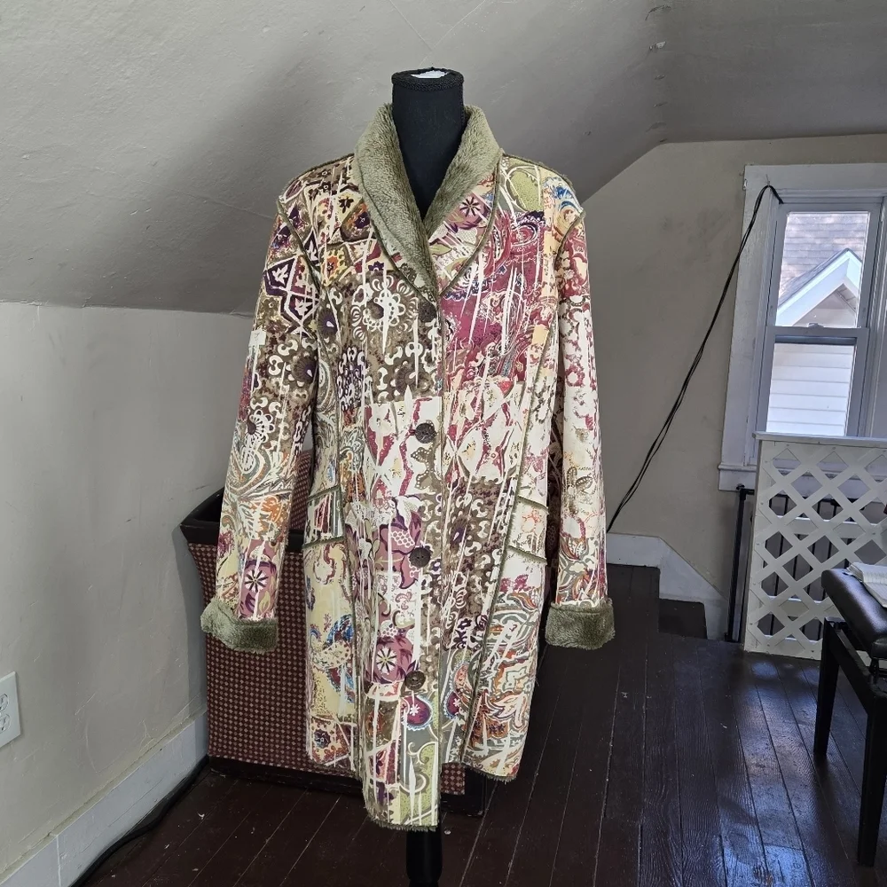 Chico’s Patchwork Tapestry‎ Coat Size 2 (L) Faux Fur Lined Boho Artsy Jacket